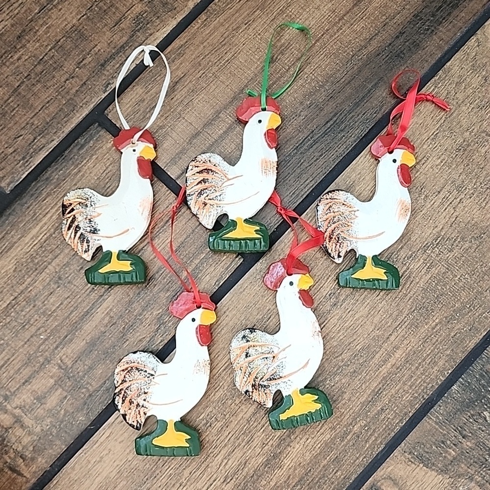 Set of 5 Wooden Hand Painted Chicken Ornaments​​​​​
